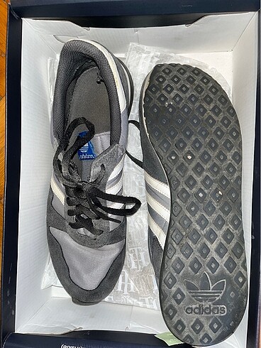 Adidas Adidas orijinal spor ayakkabı model yürüyüş yeni