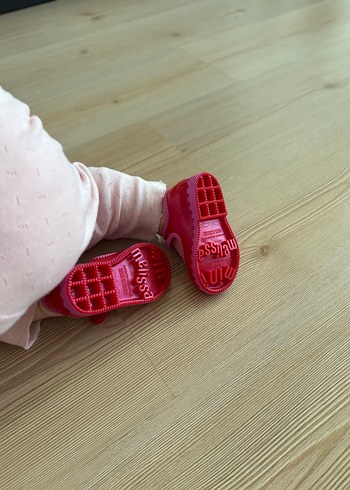 Melissa marka kokulu çocuk babeti - Görsel 6