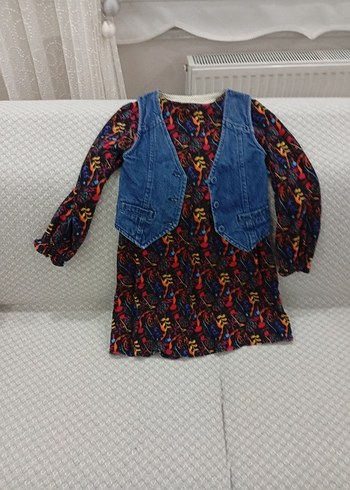 Renkli Batik Desenli Uzun Kollu Kışlık elbise ve Denim Yelek - Görsel 2