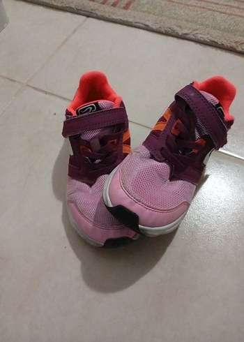 Kız Çocuk Pembe Bağcıklı Cırt Cırtlı Spor Ayakkabı - Görsel 3