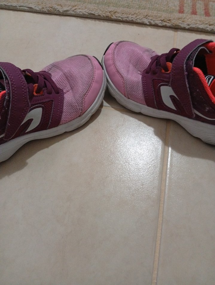 Kız Çocuk Pembe Bağcıklı Cırt Cırtlı Spor Ayakkabı - Görsel 5