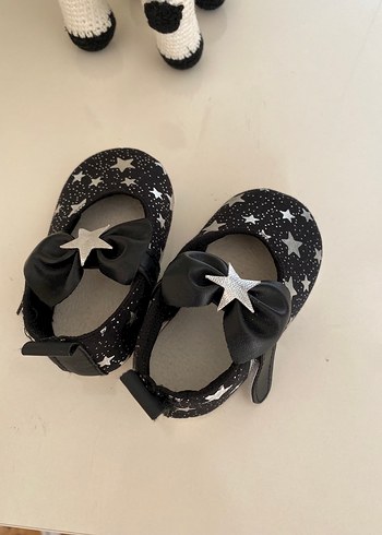 Kız Çocuk Siyah Yıldızlı Fiyonk Detaylı Babet - Görsel 2