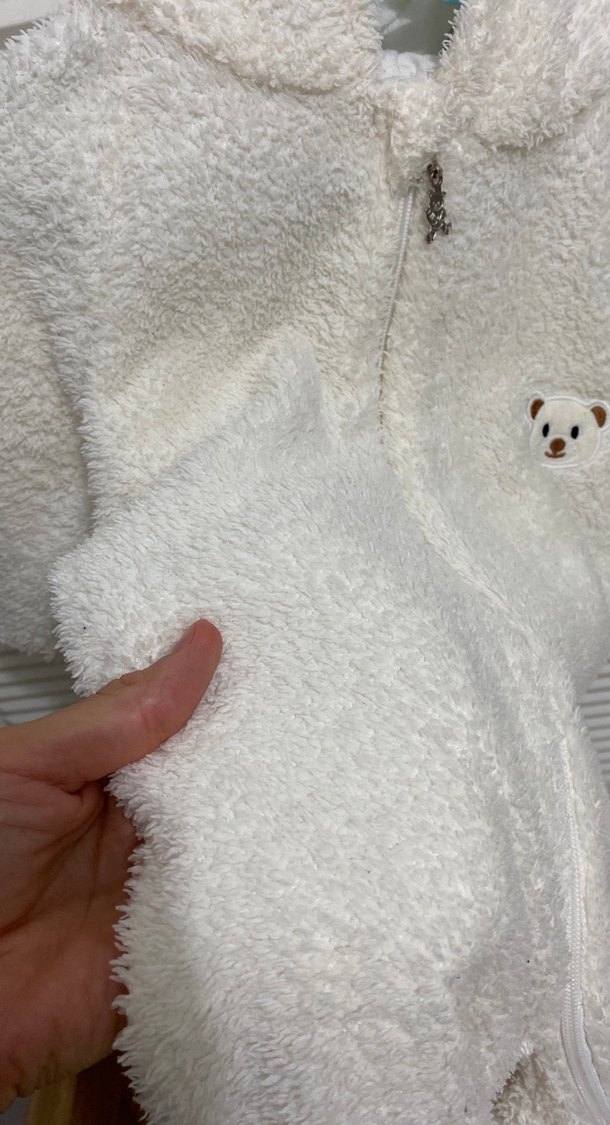 Beyaz Kürklü Unisex  Tulumu - Görsel 4