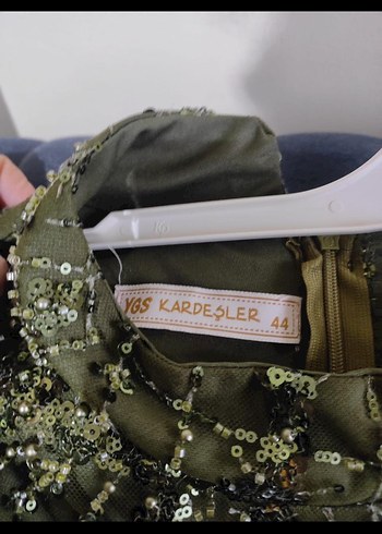 Boncuk İşlemeli Uzun Kollu Haki Abiye Elbise - Görsel 3