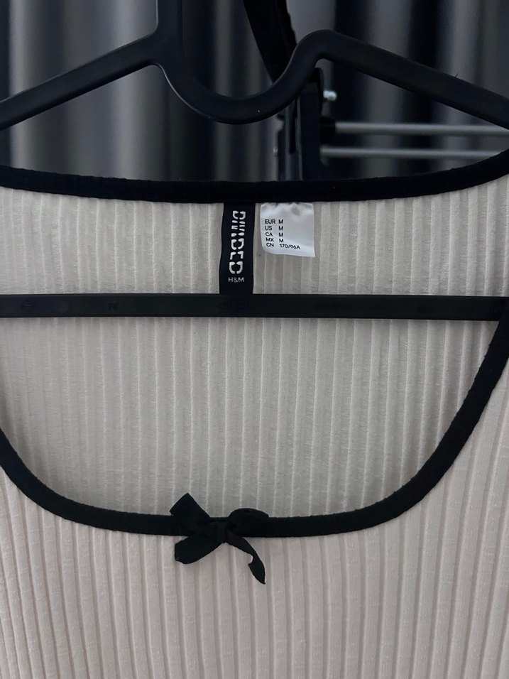 Uzun Kollu Piliseli Beyaz Triko Elbise - Görsel 2