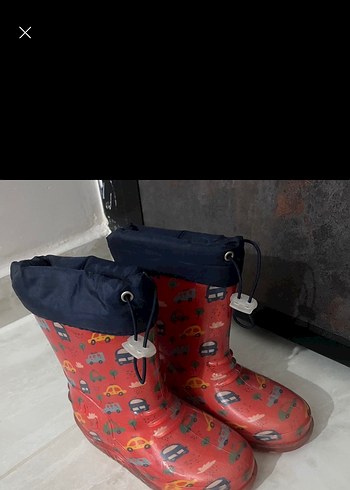 Lcw Renkli Desenli Kemerli Erkek Çocuk Yağmur Çizmesi - Görsel 3