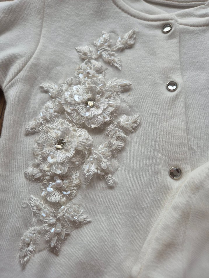 Beyaz Dantel İşlemeli Bebek Kız Tulumu Seti - Görsel 3