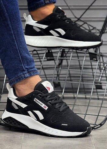 Reebok Poli Taban Süet Sneaker