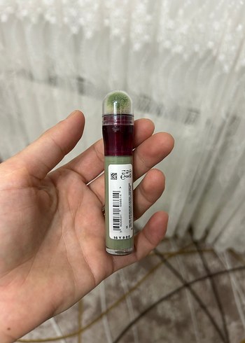 Maybelline Yeşil Renkli Kapatıcı Stick - Görsel 2