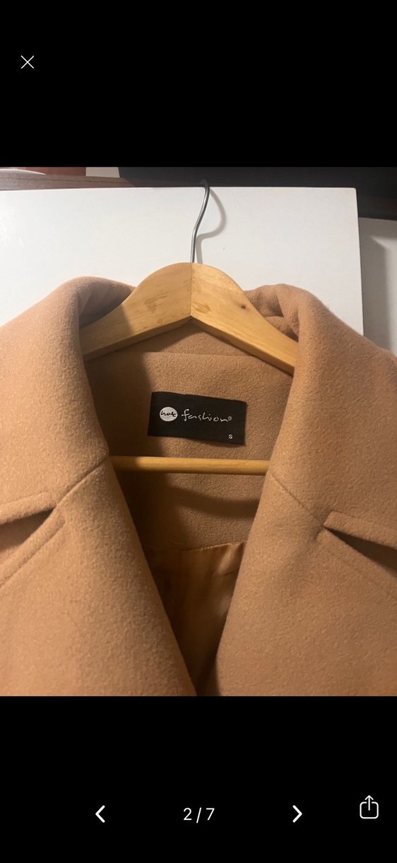 Düğmeli Bej Uzun Kaban - Görsel 2