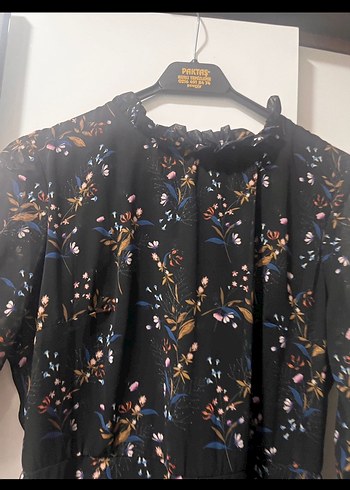 Uzun Kollu Volanlı Elbise - Görsel 2