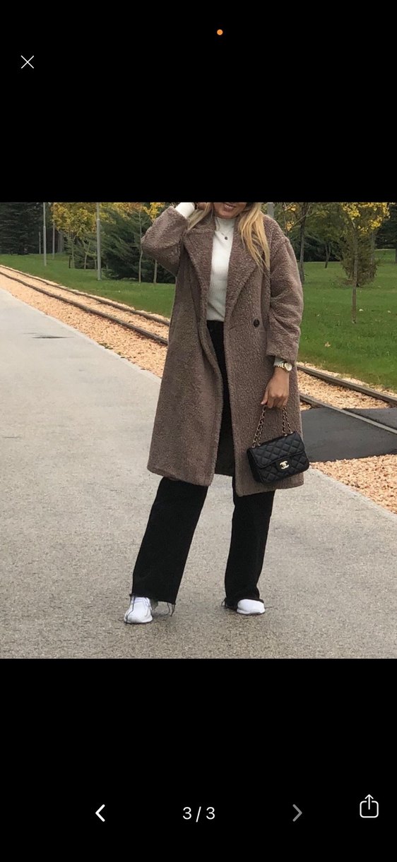 Bej Uzun Peluş Kadın Kaban - Görsel 3