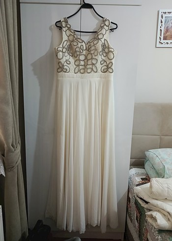 Drapeli İşlemeli Beyaz Uzun Gelinlik - Görsel 2