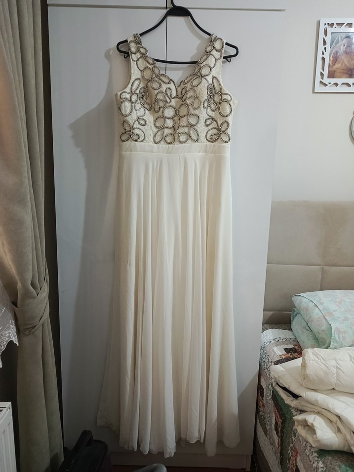 Drapeli İşlemeli Beyaz Uzun Gelinlik - Görsel 2