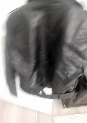 Pull and Bear Pierre Cardin Siyah Mini Deri Biker Ceket