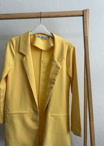 Sarı Düğmeli Kadın Blazer Ceket
