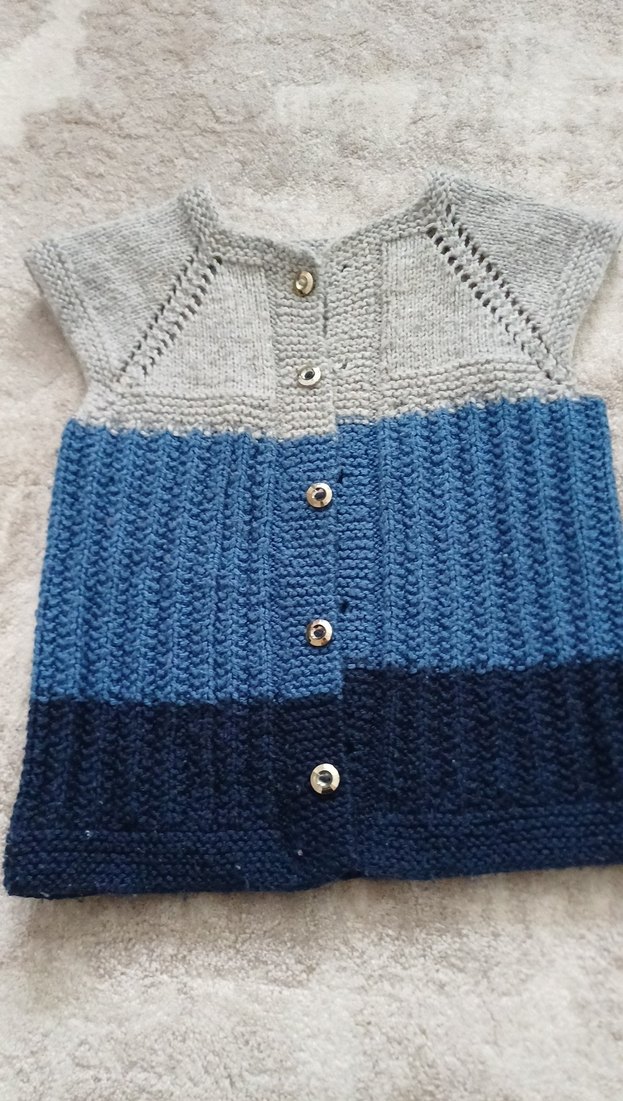 Erkek Çocuk Örgü Kolsuz Hırka - Görsel 2