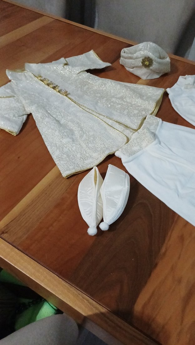 Dantel Detaylı Beyaz İşlemeli Çocuk Takımı - Görsel 5