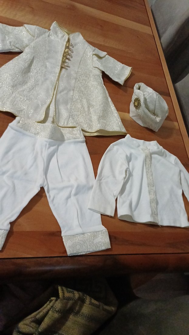 Dantel Detaylı Beyaz İşlemeli Çocuk Takımı - Görsel 3