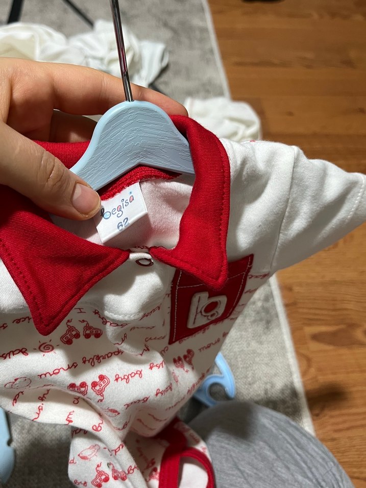 Kısa Kollu Baskılı Beyaz Kız Bebek Body - Görsel 4