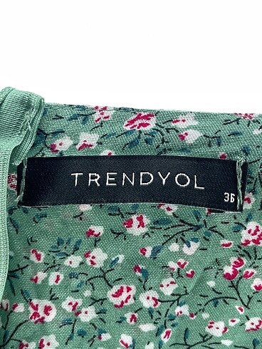 36 Beden yeşil Renk Trendyol & Milla Bluz %70 İndirimli.