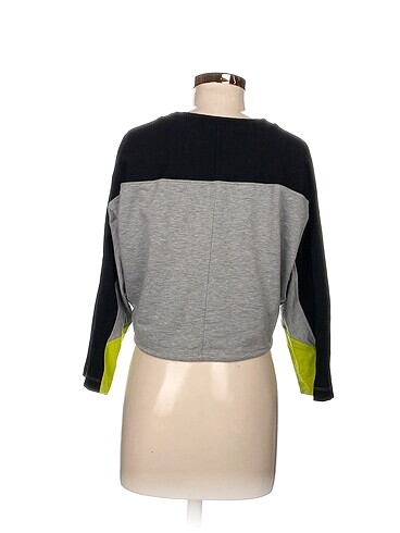 xs Beden Trendyol & Milla Sweatshirt %70 İndirimli.