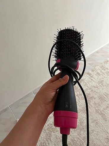 Elektirikli düzleştirici ve kurutucu tarak