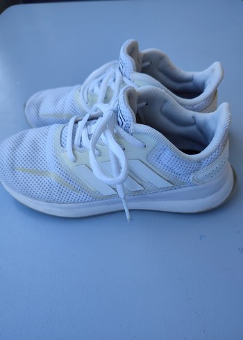32 Beden Adidas Beyaz Kız Çocuk Spor Ayakkabı