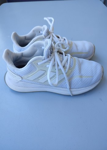 32 Beden beyaz Renk Adidas Beyaz Kız Çocuk Spor Ayakkabı