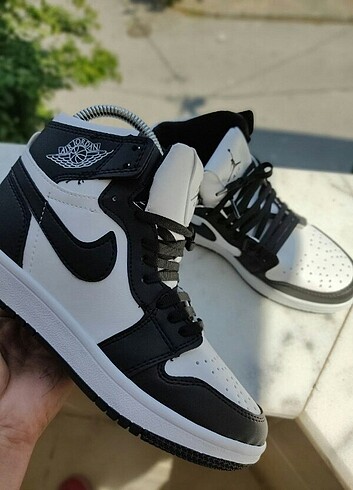 37 Beden Nike Airjordan siyah&beyaz
