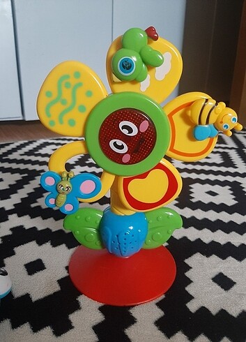 Oyuncak çiçek 