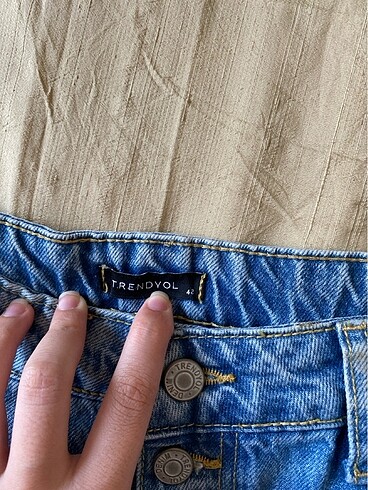 42 Beden Jean.