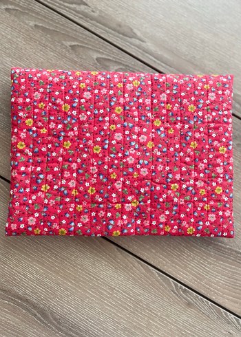 Çiçek Desenli Kırmızı Kadın Kitap Tablet vs El Çantası - Görsel 2