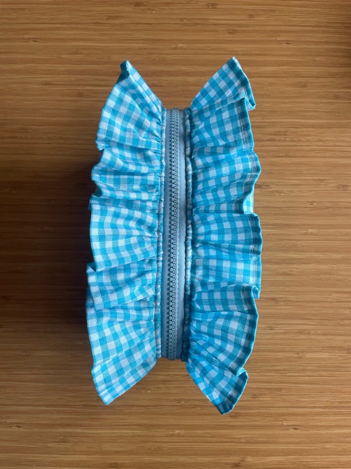 Mavi Kareli Fırfırlı Makyaj Çantası - Görsel 2