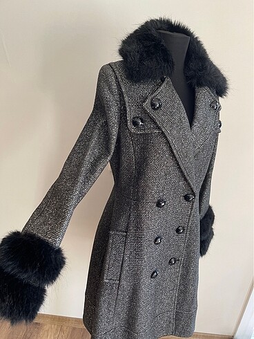 m Beden Mango limited edition paris palto