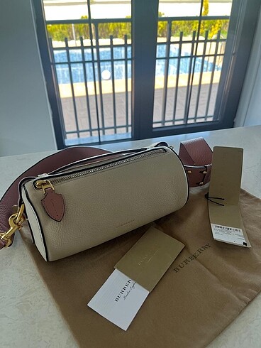 burberry barrel bag