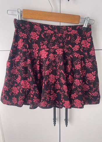 Addax Pembe Çiçek Desenli Volanlı şortlu Mini Etek