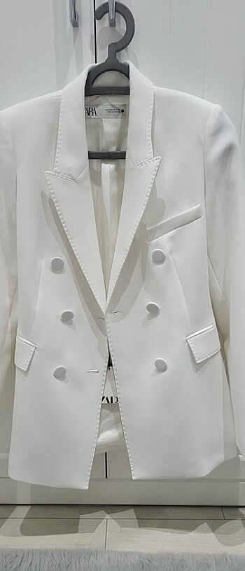 zara blazer