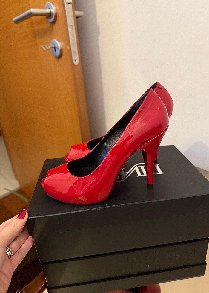 Kırmızı rugan - Görsel 2