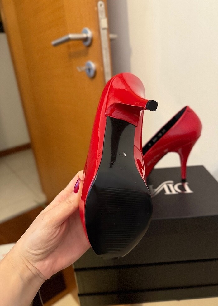 Kırmızı rugan - Görsel 3