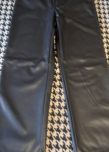H&M Bol paça deri pantalon