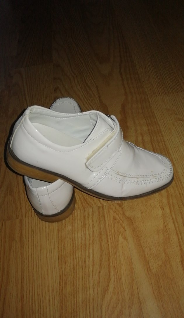 Beyaz Kemerli Erkek Çocuk Ayakkabısı - Görsel 3