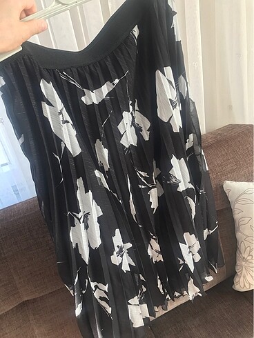46 Beden siyah Renk GERRY WEBER Şifon etek(Diz altı)