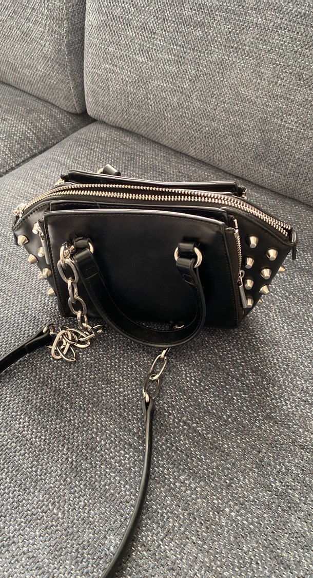 Zara Zincir Detaylı Siyah  Deri Çanta - Görsel 2