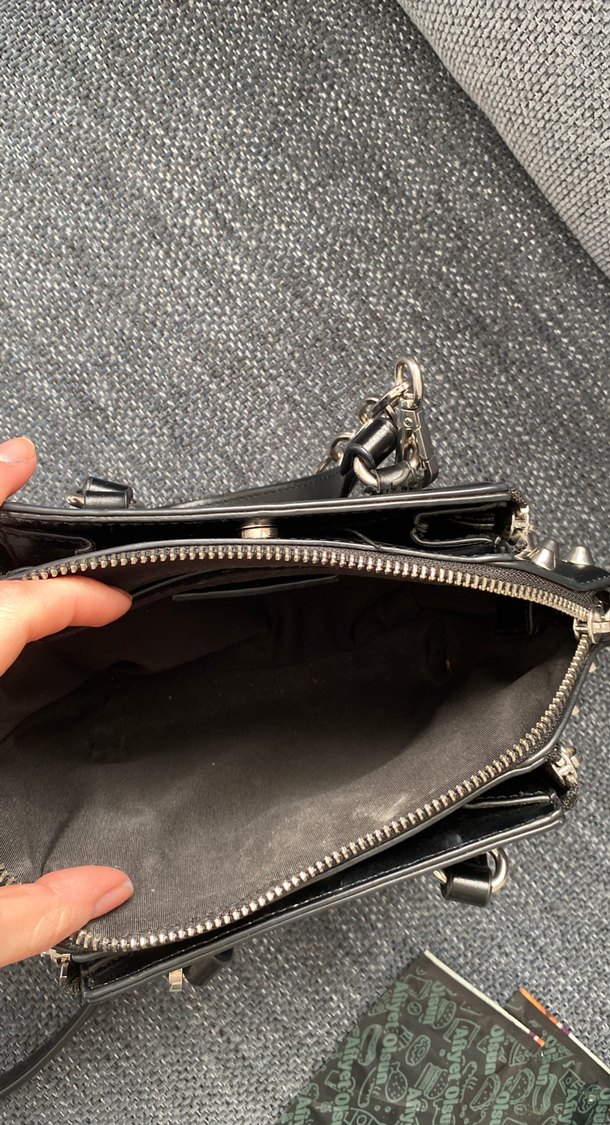 Zara Zincir Detaylı Siyah  Deri Çanta - Görsel 5