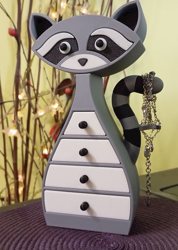 Gri Rakun Tasarımlı Kedi Aksesuar Kutusu - Görsel 3