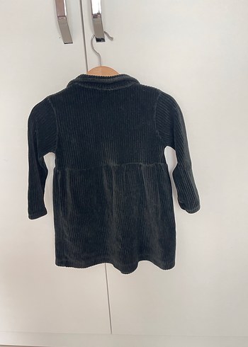 Zara Siyah Kadife Düğmeli Kız Elbise