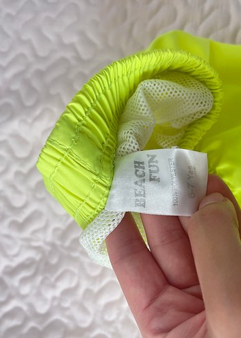 Sarı Erkek Çocuk Deniz Şortu - Görsel 3