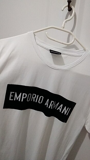 Armani tişört 
