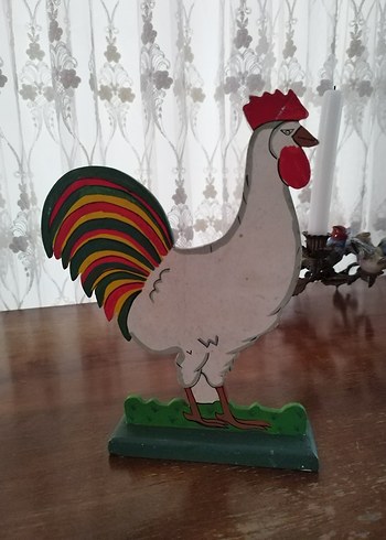 Renkli Kuyruklu Beyaz Horoz Biblo